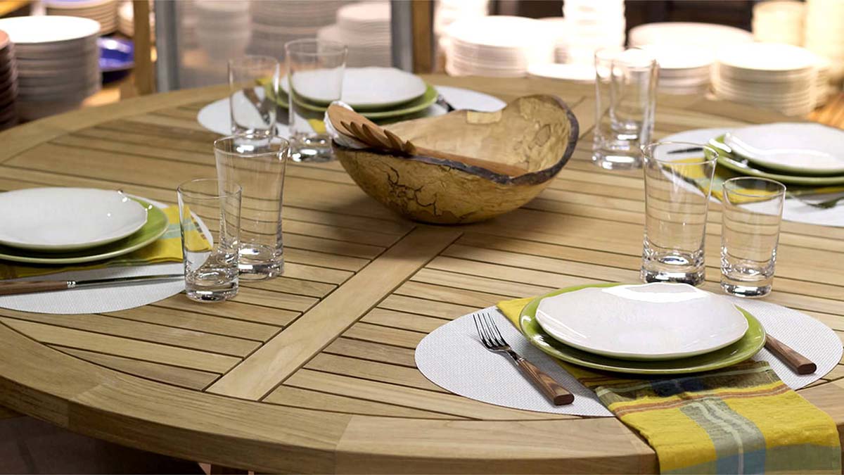 a live edge wooden bowl as an example of one of the many Uses for a Medium Wooden Bowl