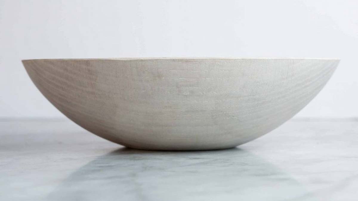 a white pearl medium oak bowl