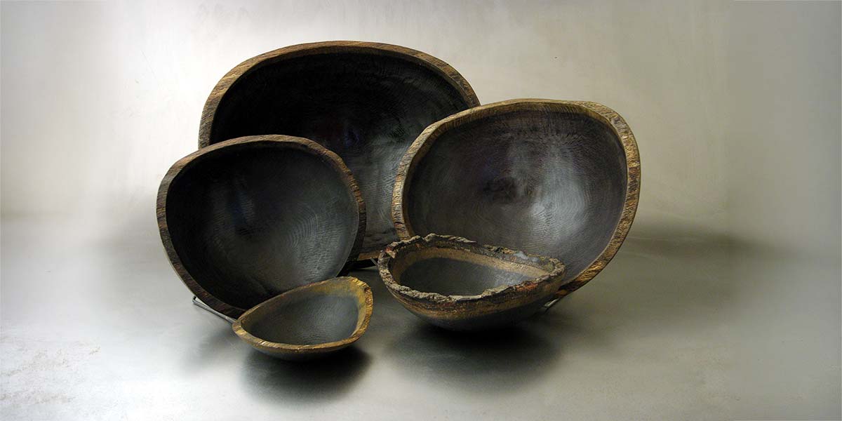 showing 5 sizes of wooden bowls
